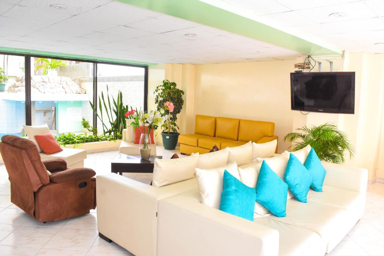 Blue Bay Hotel ساليناس المظهر الخارجي الصورة