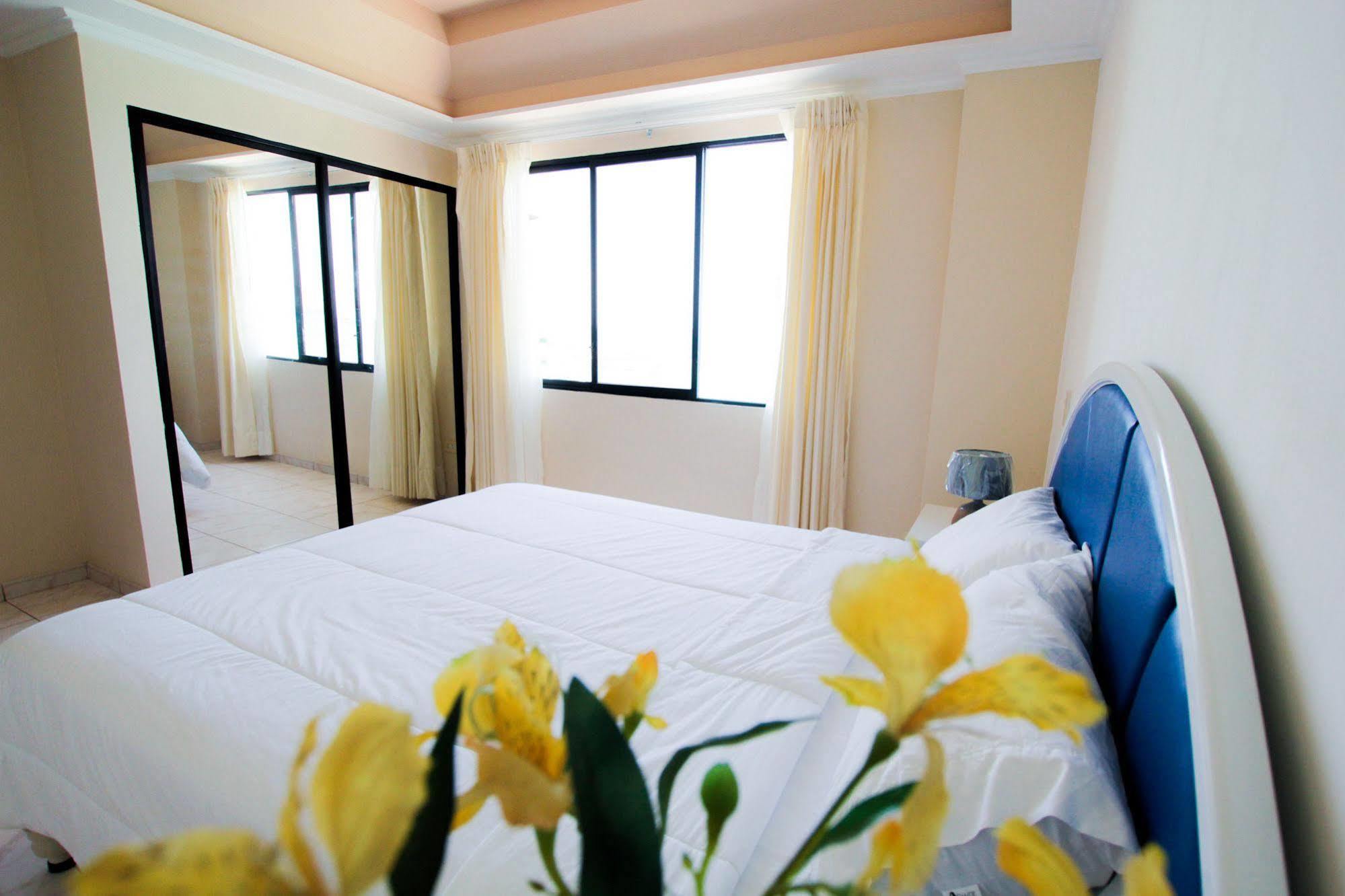 Blue Bay Hotel ساليناس المظهر الخارجي الصورة
